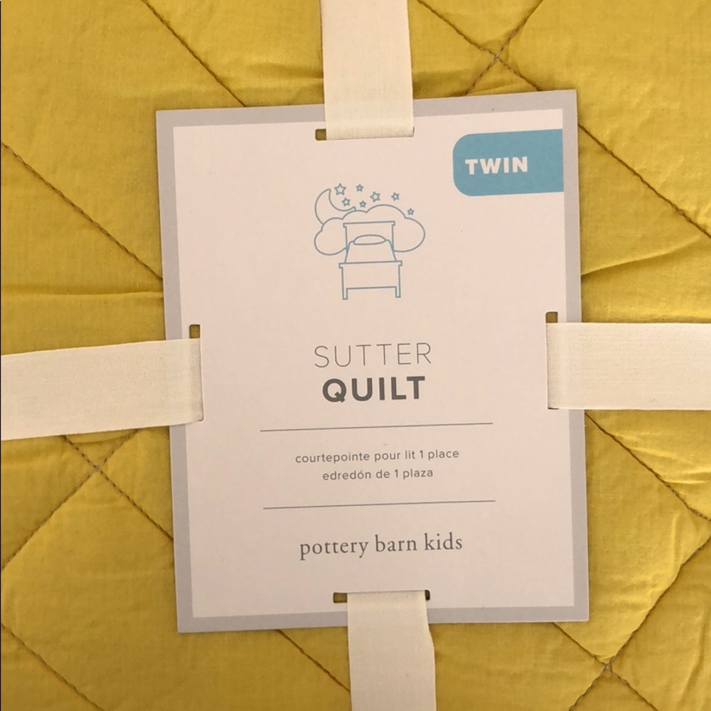 Pottery Barn Kids, Twin Qulit + (2) Standard Shams